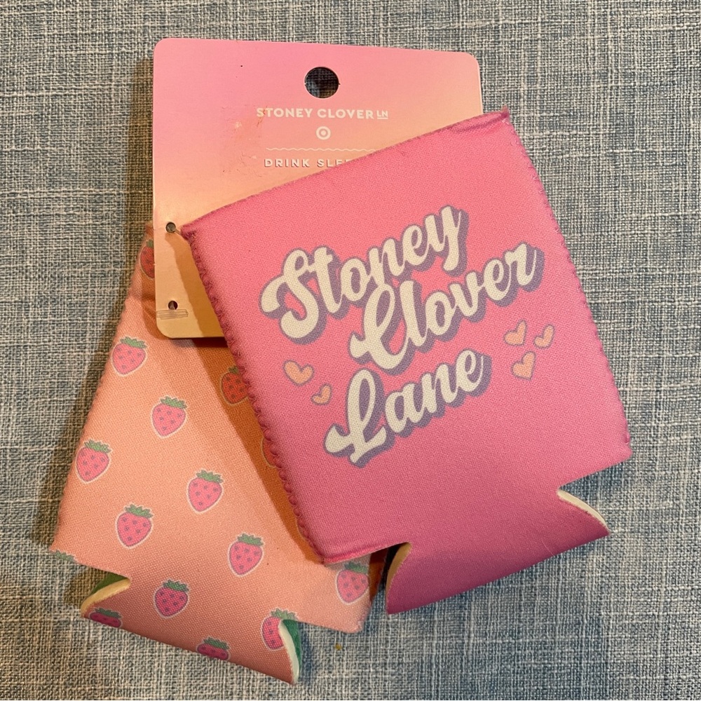 ✨5/$10✨ Drink koozie sleeve